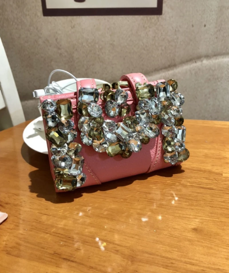 Женский кошелек из натуральной кожи с бриллиантами, короткий кошелек, модные складные сумочки для денег, вечерние, свадебные бумажники, черный, розовый, Monederos Para Mujer