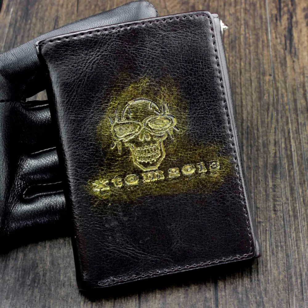 Тонкий короткий мужской бумажник с черепом тройного сложения кошелек безопасной