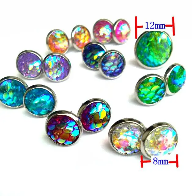 Круглые серьги гвоздики из смолы ручной работы Druzy Drusy 8 мм с узором в виде рыбки