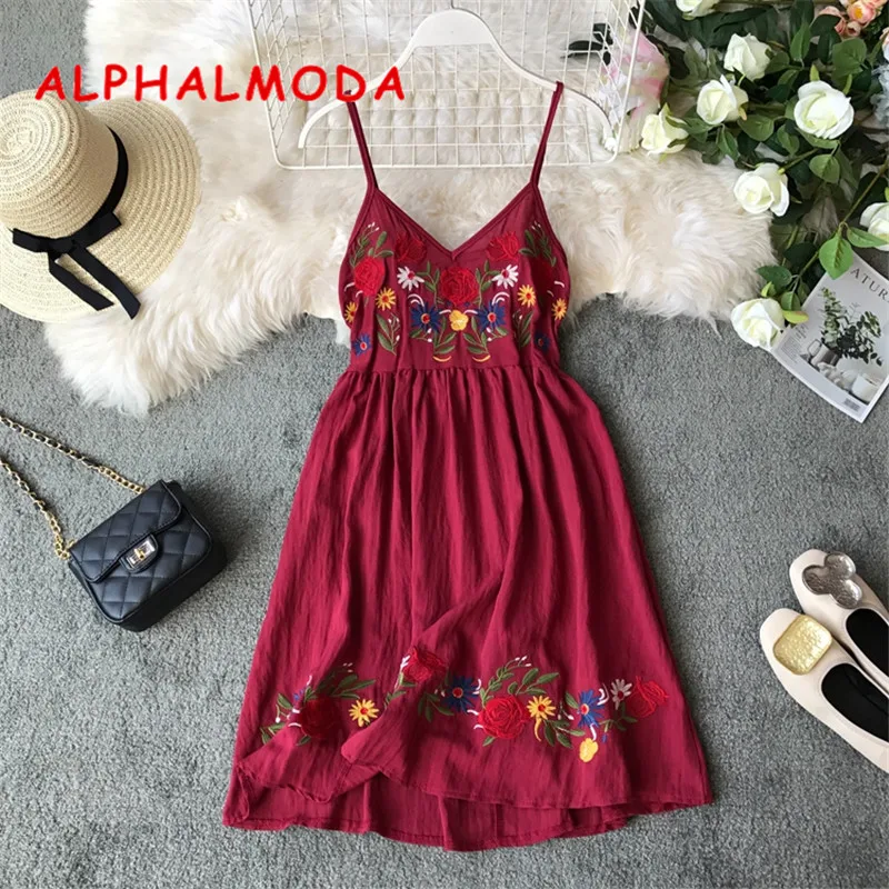 ALPHALMODA в ретро этническом стиле тонкое платье с v образным вырезом и цветочной