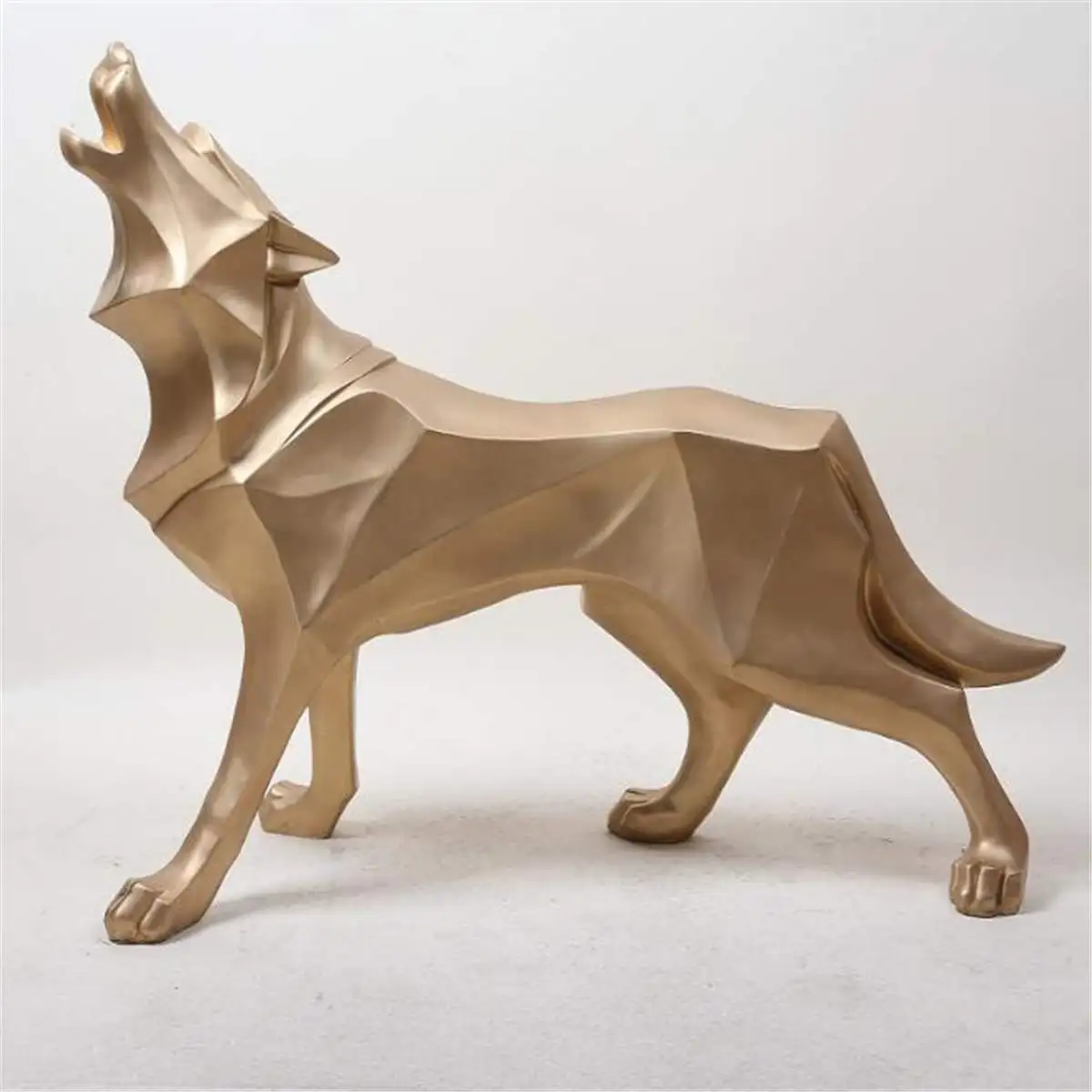 wolf gold Нордическая статуя из смолы скульптуры геометрические Львы орнамент художественные поделки абстрактный король зверей статуя волка статуэтка животного домашний декор - Цвет: wolf gold