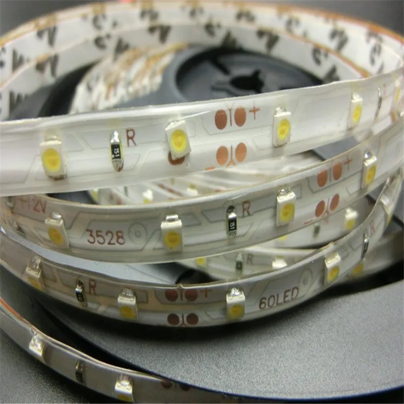 Бесплатная доставка Водонепроницаемый Светодиодная лента 5 м/рулонов 3528SMD dc12V