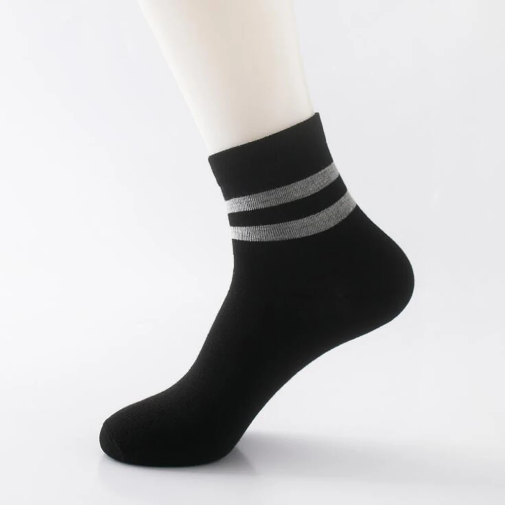 

1Pair Socks Hip Hop meias calcetines Unisex Creative Harajuku Letter Cotton Skateboard Sock Comfortable Socks calcetines hombre