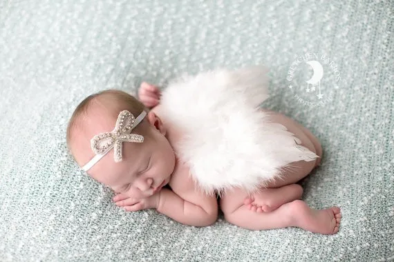 Белая перьевая повязка на голову с крыльями ангела от кутюр Стразы бантом