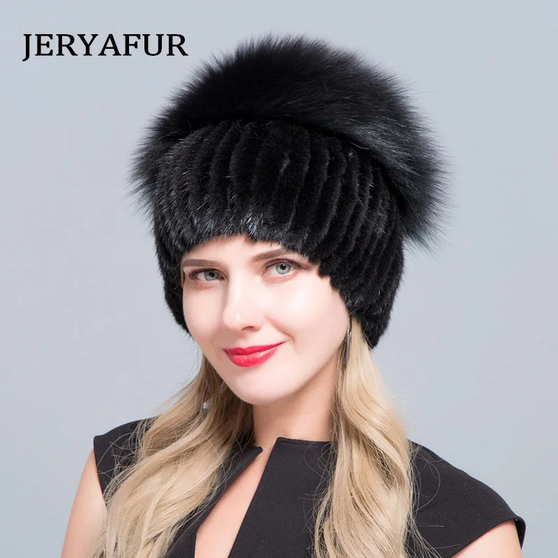 Женская меховая шапка JERYAFUR зимняя из натуральной норки с помпоном серебристого