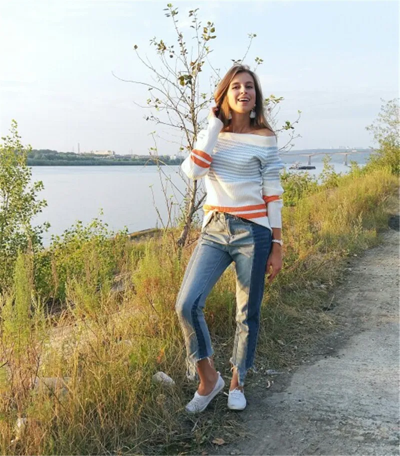 GCAROL Новое поступление, женский сексуальный свитер с вырезом лодочкой, полосатый цветной свитер, Стрейчевые вязаные топы, теплые вязаные топы
