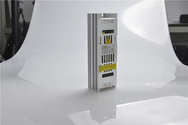 Sanpu smps 15 Вт 24 В светодио дный Питание блок 110 V 220 V AC-DC 24 вольт трансформатор драйвер для светодио дный s световой короб 24VDC тонкий Алюминий IP20