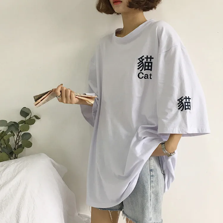 

South Korea five-point sleeves T-shirt female summer autumn flavor letters cat embroidery Loose long paragraph wild shirt tide
