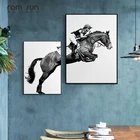 Черно-белые рыцарские живопись на холсте с изображением лошади минималистский печати плакатов настенные художественные панно для Гостиная Nordic Стиль украшение дома