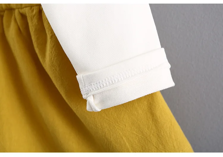 Платье для маленьких девочек новинка 2017 года осенняя Модная стильная детская