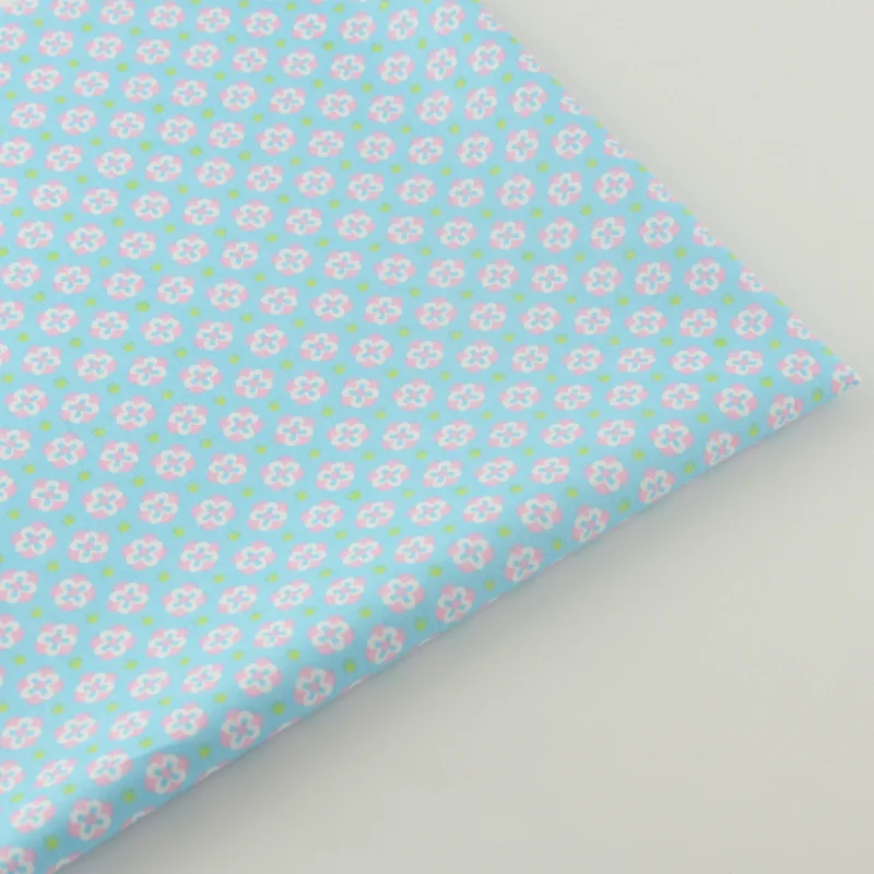 Синий маленький цветочный дизайн 100% хлопок Ткань твил Текстиль для дома