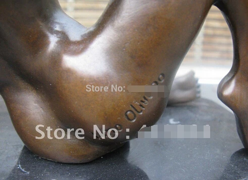 0 Экспресс Доставка в сексуальную голая красавица на каменной бронзовой