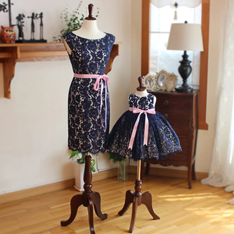 

Mother and Daughter Evening Dresses Mommy Daughter Matching Outfits Family Look Dress Matching Outfits with Baby Girl Clothes