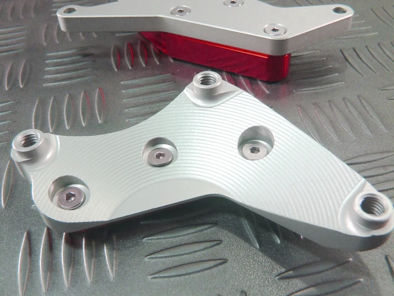 

Motorcycle CNC Engine Case Slider Cover Protectors For SUZUKI GSXR1000 2003 04 05 06 07 2008 Engine Covers Protectors