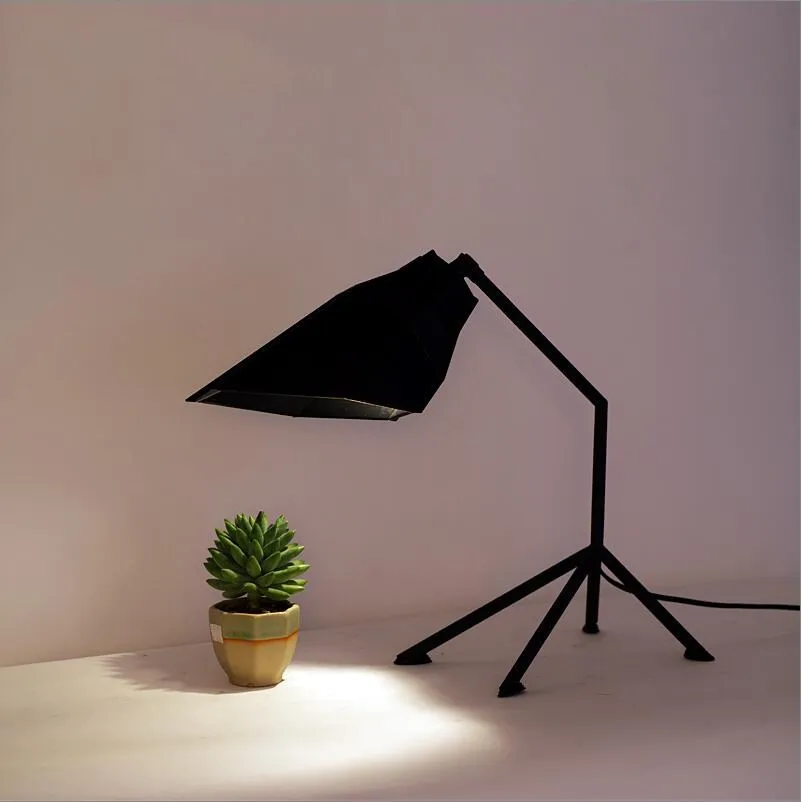 Foscarini Pett регулируемые красные белые синие черные акриловые настольные лампы
