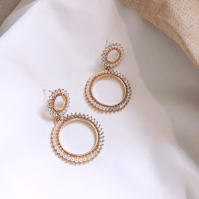 Женские серьги с кристаллами Hyperbole роскошные золотым жемчугом и стразами