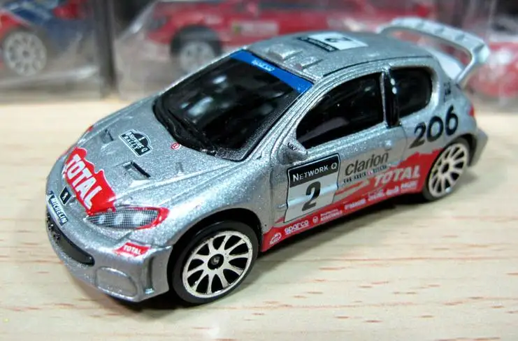 1: 64 масштабная модель легкосплавного автомобиля, высокая имитация PEUGEOT 206 ралли автомобиля, металлические отливки, изысканная Коллекционная модель