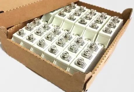 SKKT57/16E SKKT92/16E SKKT106/16E SKKT106/18E SKKD81/12E Новый и оригинальный|Пульты ДУ| |