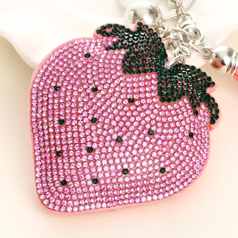 Женский кожаный брелок для ключей серебристого цвета в виде клубники и вишни с