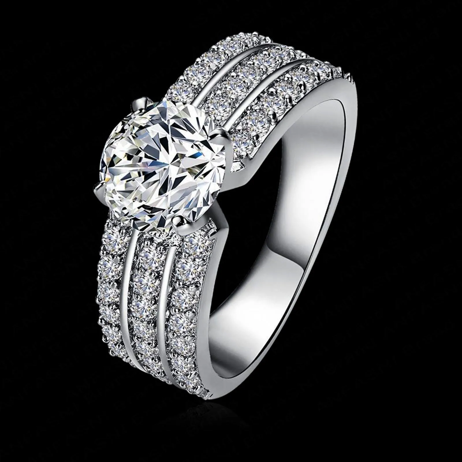 Кольцо с платиновым кубическим цирконием женский подарок мастерство изысканный