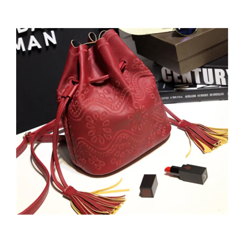 Новый ведро мешок плеча Корейский вышитые одного склонны drawstring