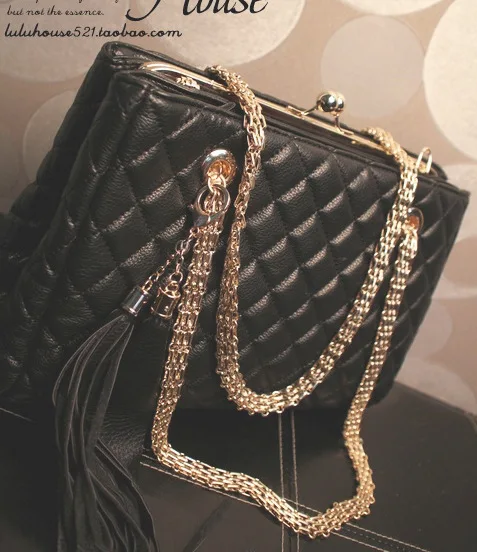 2015 European fan fashion retro diamond metal clip chain bag frog mouth tide products |