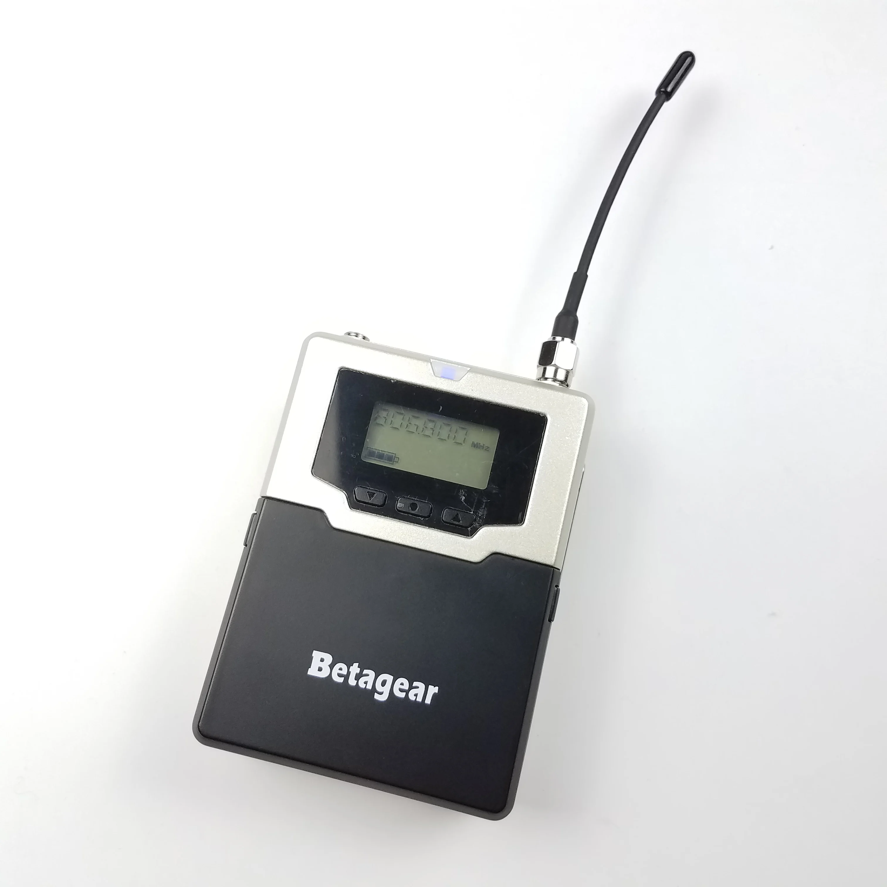 Беспроводная система Betagear BK9200 профессиональные наушники мониторы для диджеев 3