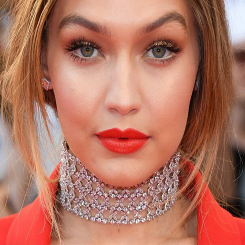 

The New Fashion women Full drilling Gold and silver Wide necklace Beautiful Ms necklace Holiday gifts