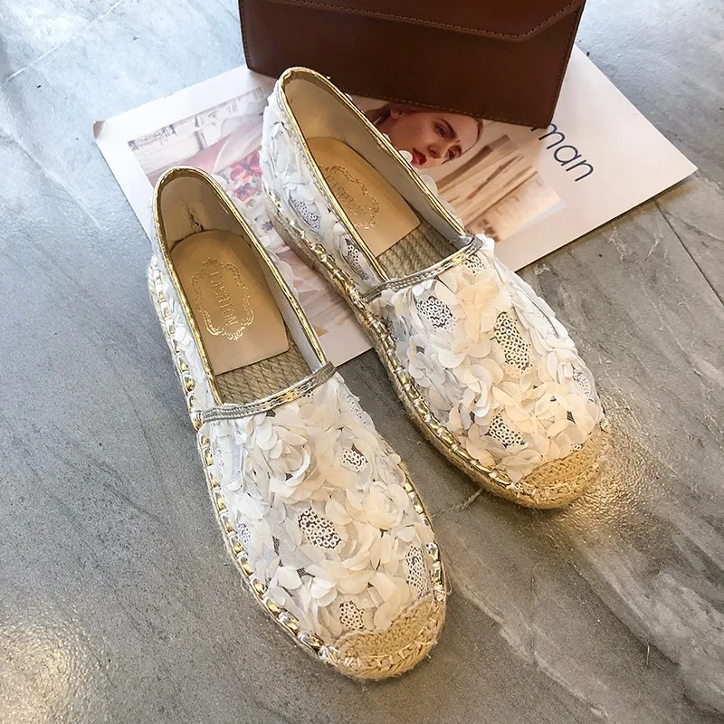 Женские шлепанцы из сетчатого материала сетчатые сандалии с цветочным кружевом