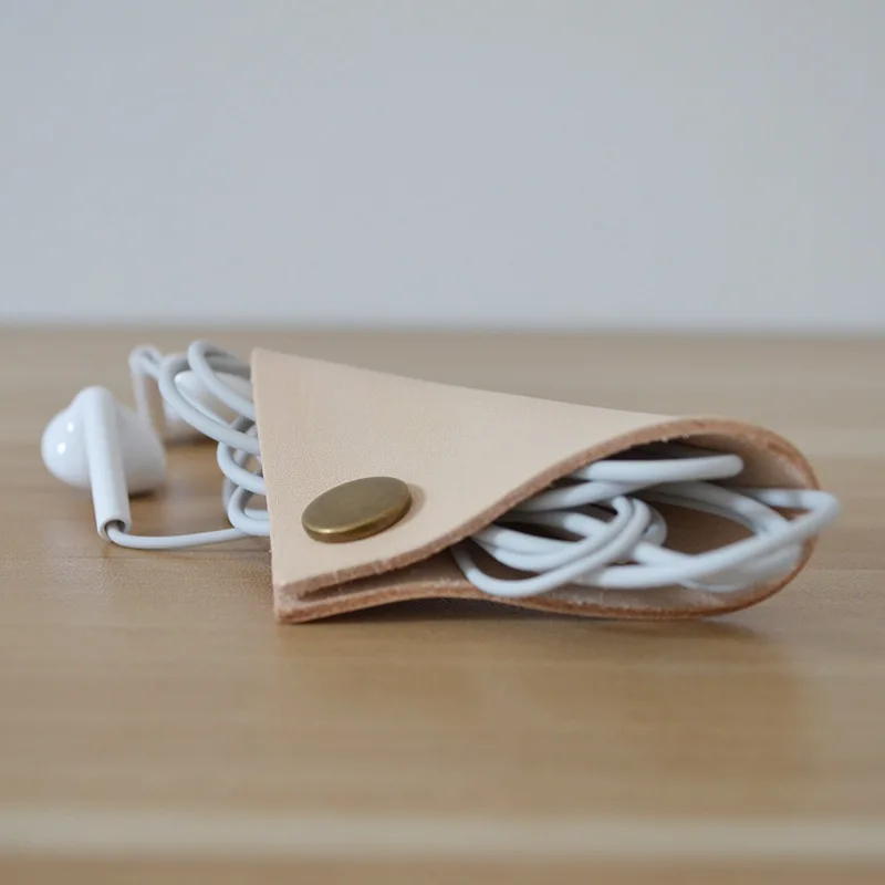 

3PCS Genuine Leather Earphone Cord Holder Heaphone Cable Winder USB Data Cable Wire Organizer For iphone USB Cables Clip
