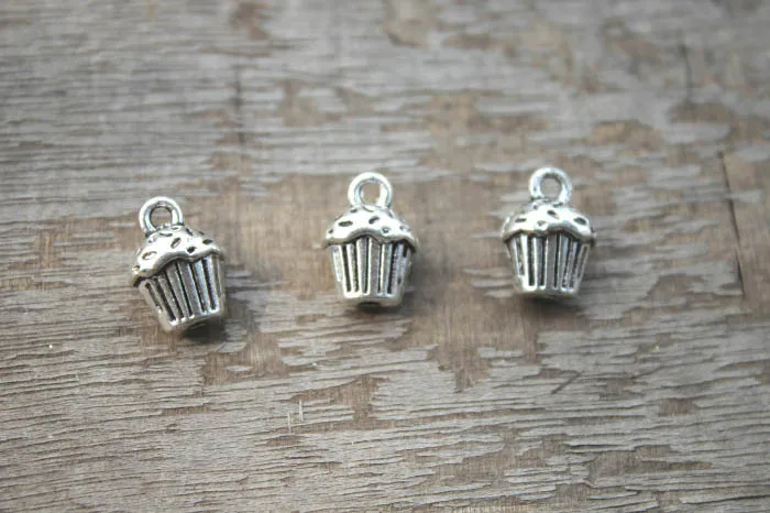 12 шт -- кекс подвески Античные тибетские серебряные 3D кекс Подвески, DIY Поставки 13x10x8мм