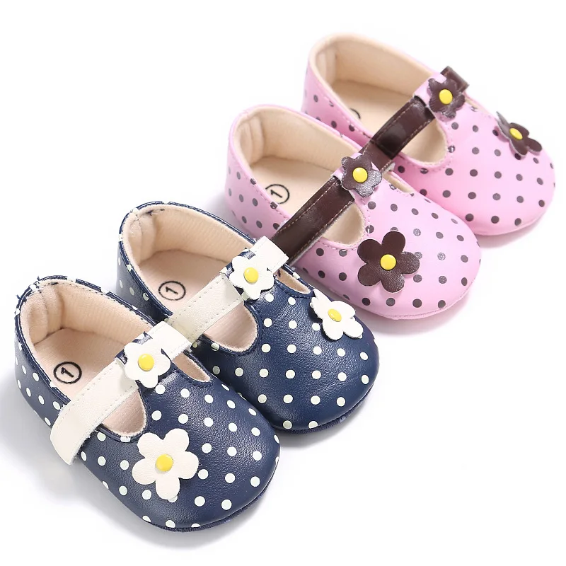 

Spring and autumn new female baby little flowers 0-1 soft bottom baby toddler shoes