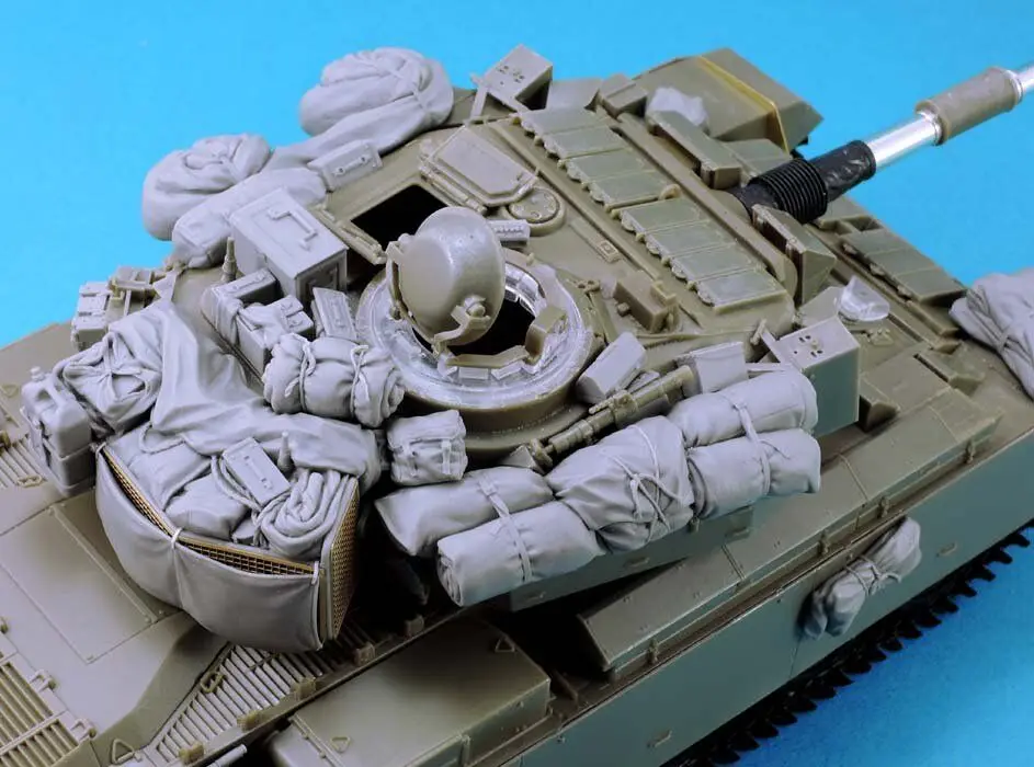 Набор из неокрашенной смолы в масштабе 1/35 посылка танка Израиля (без бака) |