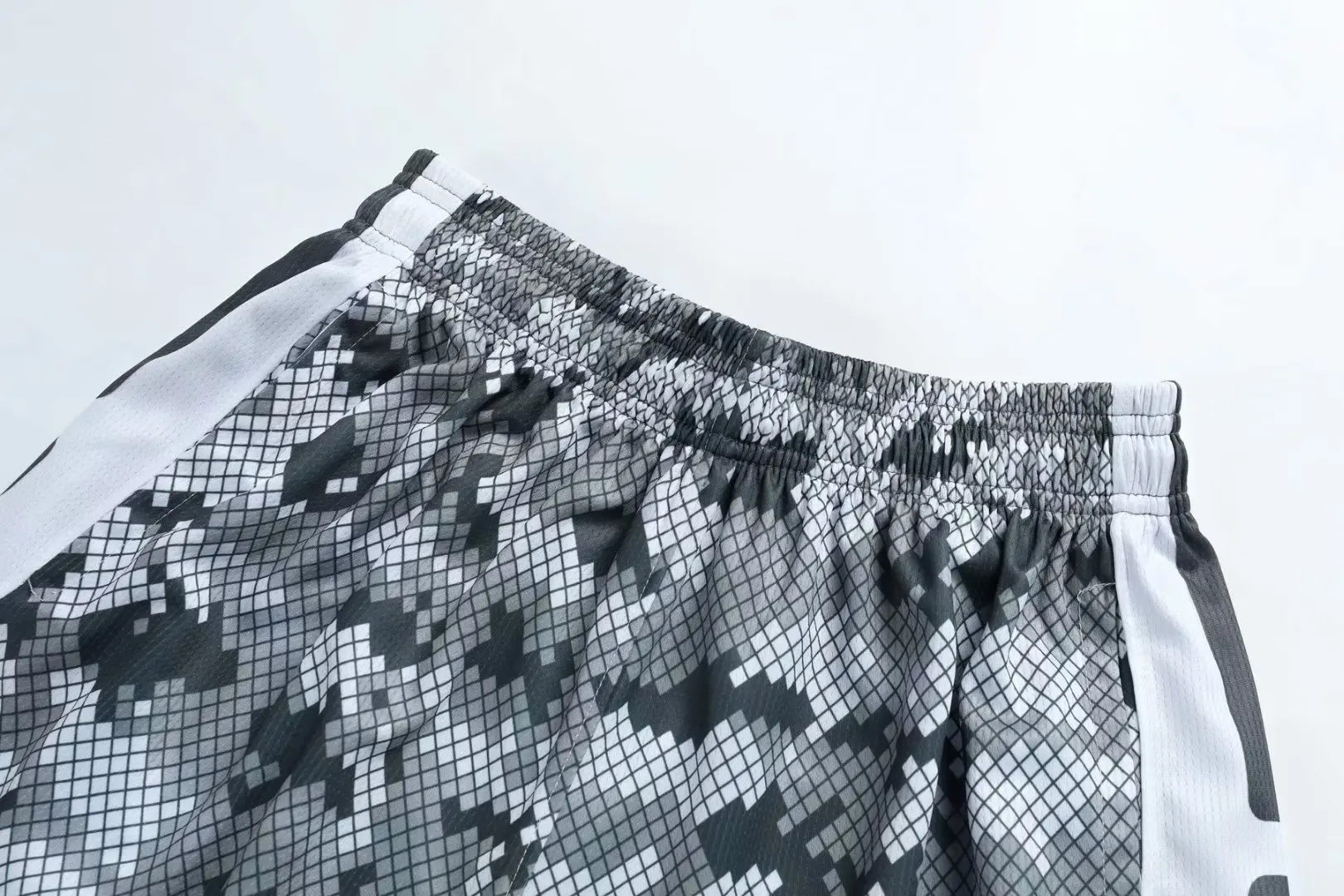 Men Basketball Shorts Sports Running Shorts Jersey Basket Sportswear Elastic Loose Training Competition Fitness Shorts