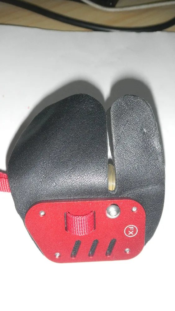 

recurve bow finger tab