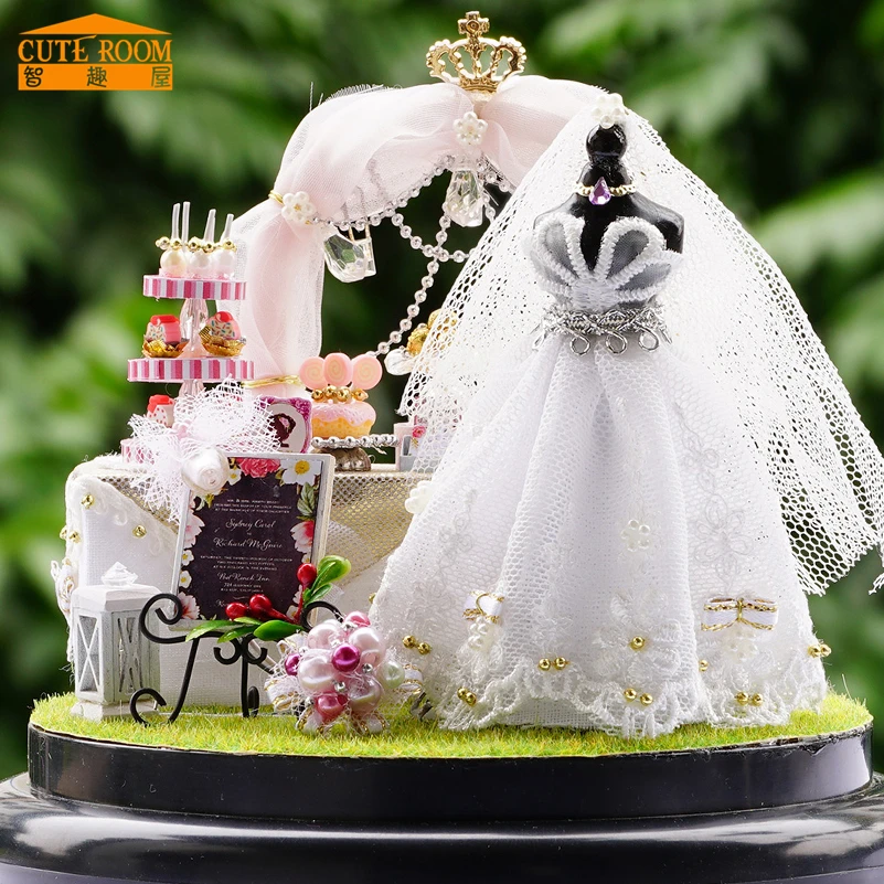 

DIY Novelty Ball House Miniature Doll House Furniture Miniatura Toys for Wedding Gift Present,Love Forever Dollhouse Kits Model