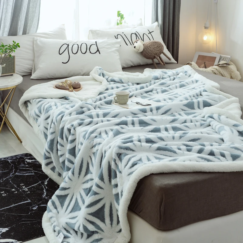 Двустороннее Флисовое одеяло двойной размер серое плюшевое лохматое ультра