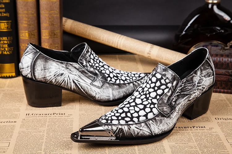 Черные и белые мужские туфли из кожи аллигатора оксфорды на высоком каблуке