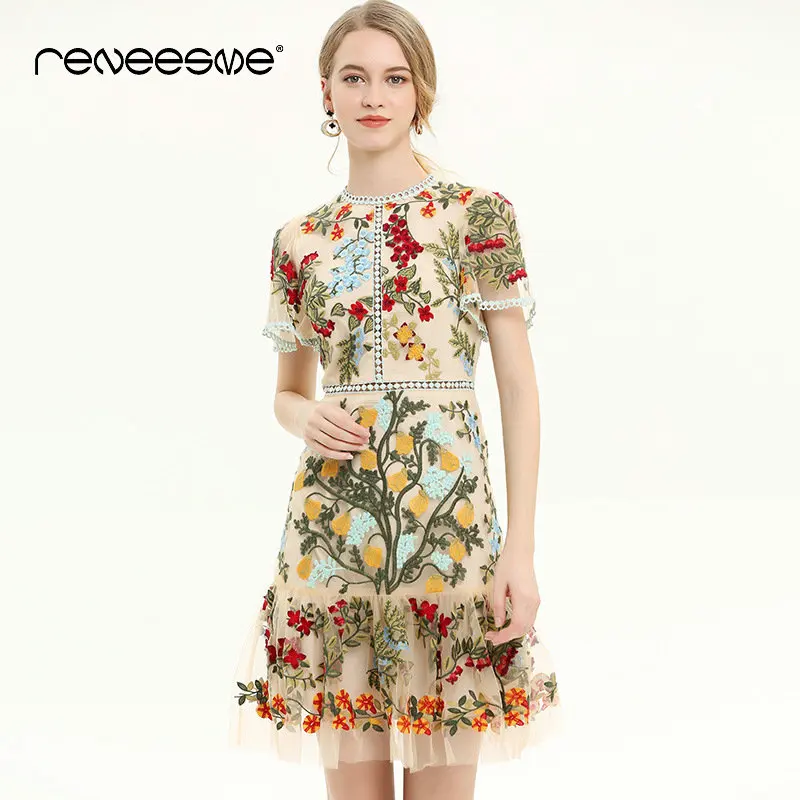 Милое платье для женщин трапециевидной формы с коротким рукавом и круглым