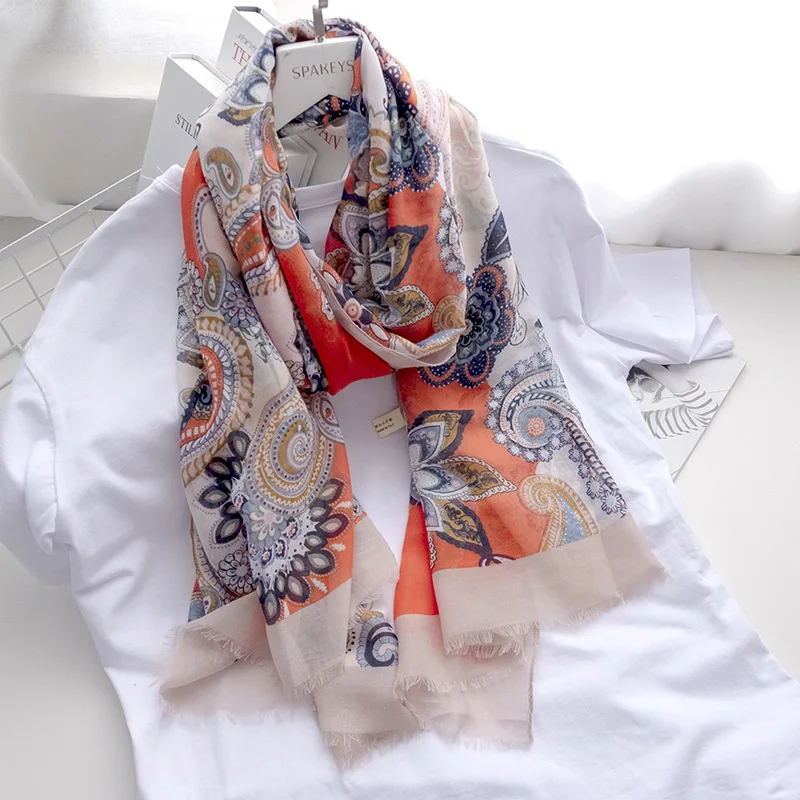 Новинка 2019 Модный женский винтажный хлопковый шарф с цветочным принтом шали 4