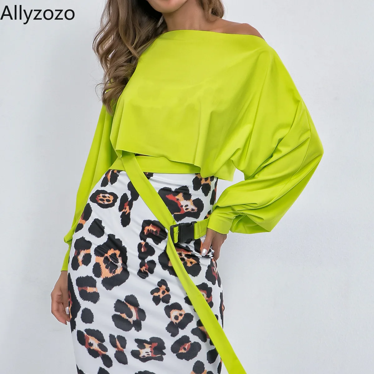 Allyzozo, свободная футболка с вырезом-лодочкой и рукавом-фонариком, топы, Повседневная Уличная одежда, неоновые зеленые топы, футболки