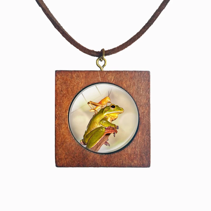 Lol. .. Я жду. Маленькая лягушка стекло кабошон дерево квадратное ожерелье подвеска