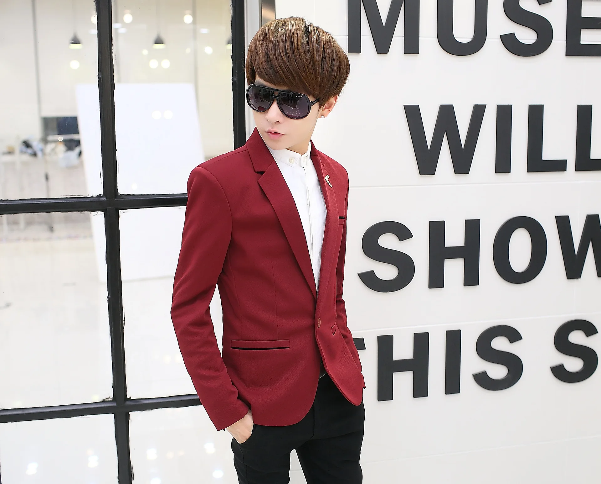 Пиджак мужской облегающий на одной пуговице повседневная офисная куртка с