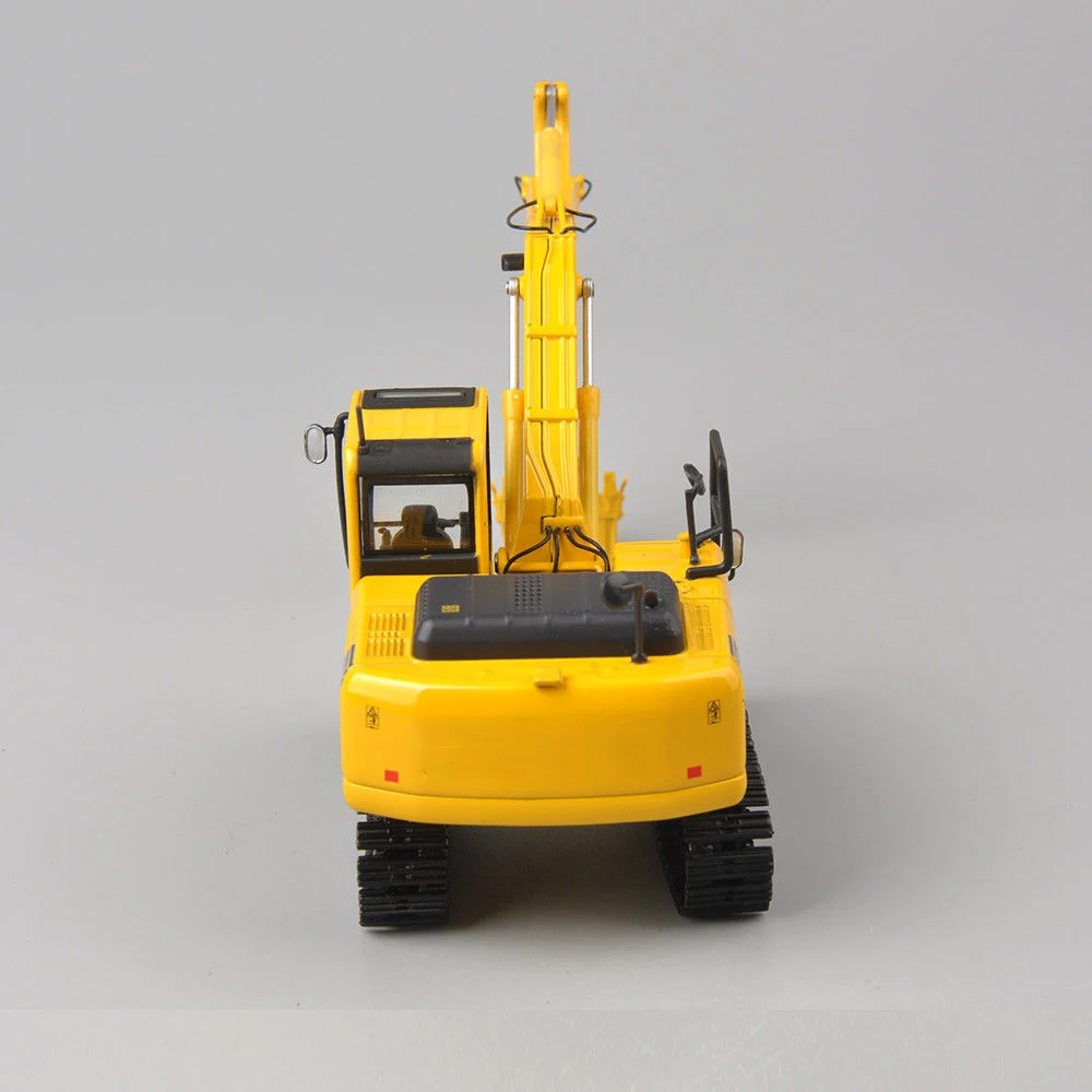 

Collectible 1/50 Scale Alloy Diecast PC200 Excavator Truck Navvy Construction Vehicles Model for Children Fans Gifts