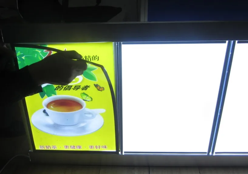 Тонкая светодиодная световая коробка с алюминиевой рамкой для ресторана