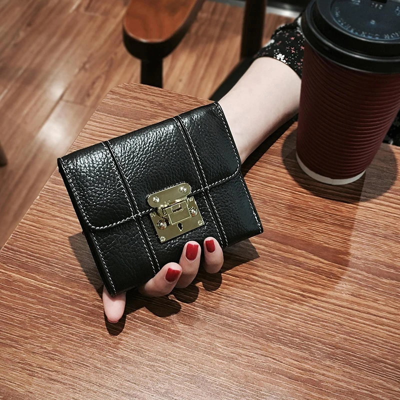 Женский короткий складной кошелек с замком из 100% натуральной коровьей кожи