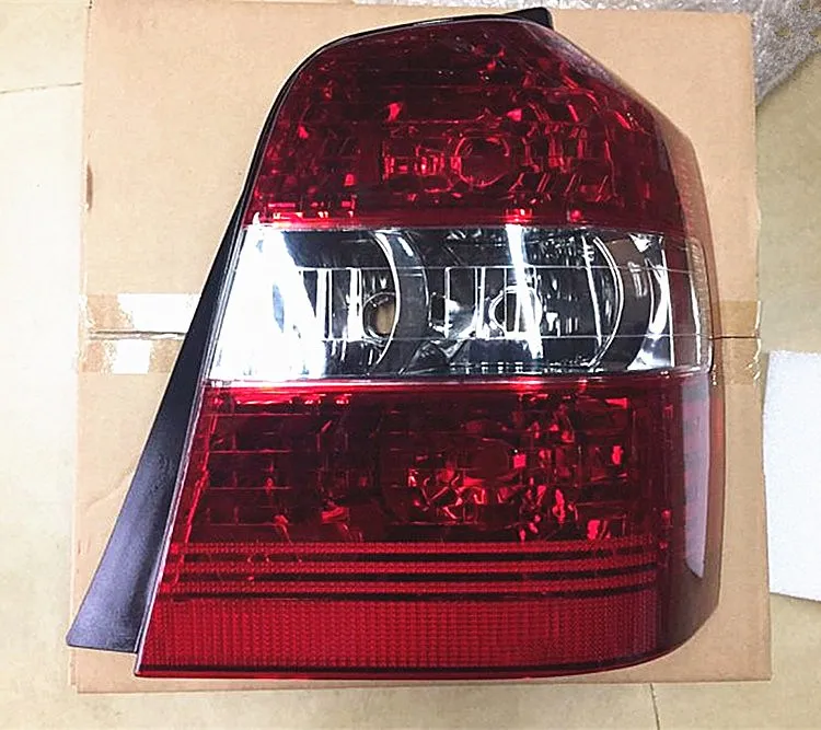 Osmrk задний светильник, задний фонарь внутренний для Toyota highlander kluger 2004-2006 - Цвет: original bulb R