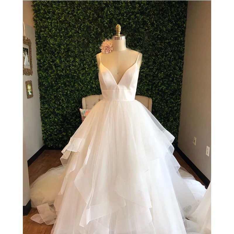 

Женское свадебное платье на бретельках, элегантное белое платье цвета слоновой кости с V-образным вырезом и открытой спиной, со шлейфом для ...