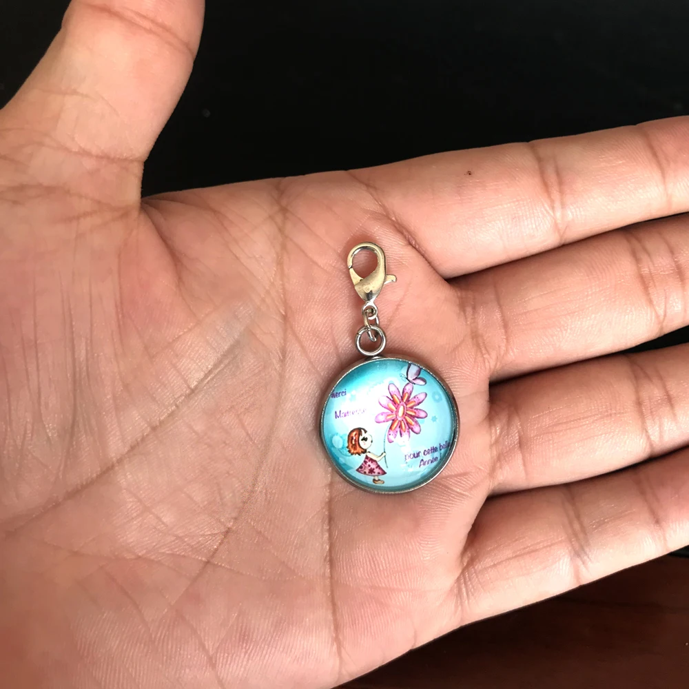 Музыкальные музыкальные ноты пианино причудливые инструменты стеклянные