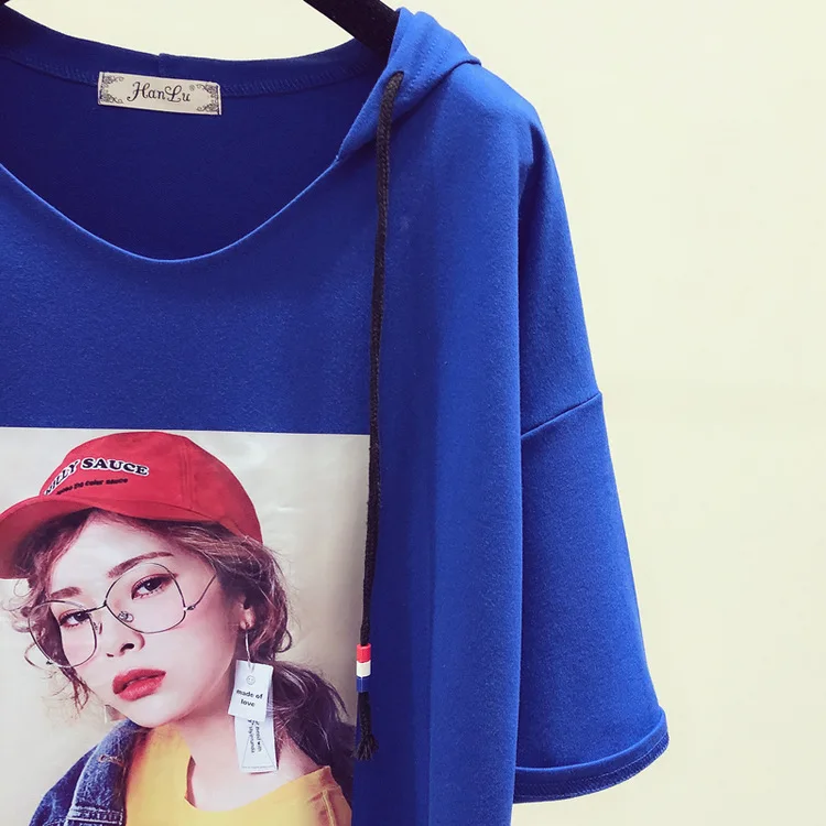 Студенческая корейская модная футболка с рисунком большие размеры Повседневная